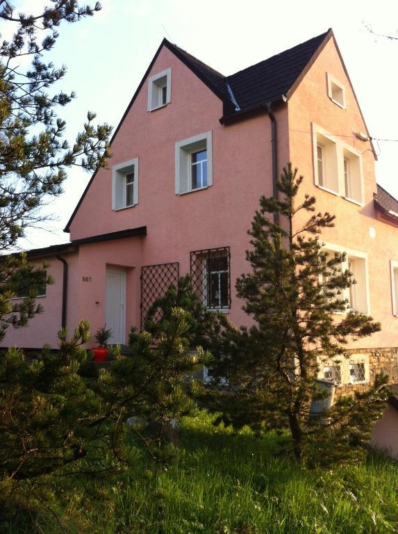 K Zastavce 557 Villa Kovářská Buitenkant foto